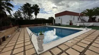 Chalet in Puente Genil photo 3