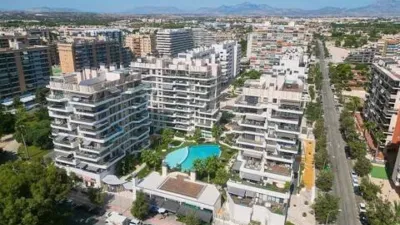 Apartment on Avenida del Artista Remigio Soler López photo 5