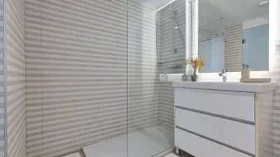 Apartment on Avenida del Artista Remigio Soler López photo 20