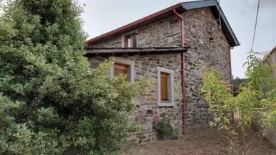 Casa – Betanzos, Montellos - Más