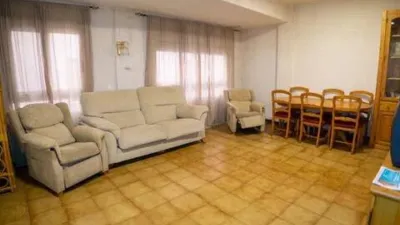 Apartment in Onil photo 10