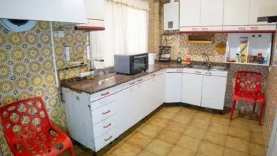 Apartment in Onil photo 13
