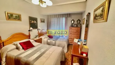 Apartment in Ensanche photo 14