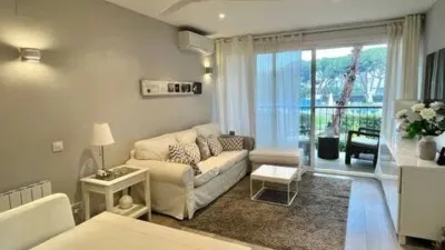 Apartment on Calle de Cunit, No Number photo 2