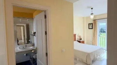 Apartment on Avenida de la Reina Sofía photo 18