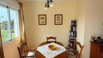 Apartment on Avenida de la Reina Sofía photo 9