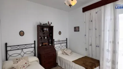 Terraced house in Lebrija photo 14