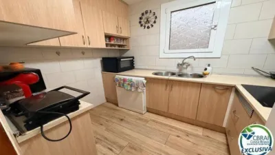 Apartment on Carrer de Madrid photo 10