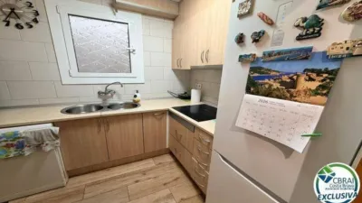 Apartment on Carrer de Madrid photo 11