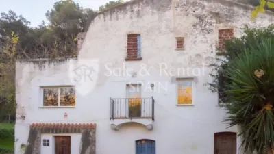 Rustic house in Sant Pol de Mar photo 3