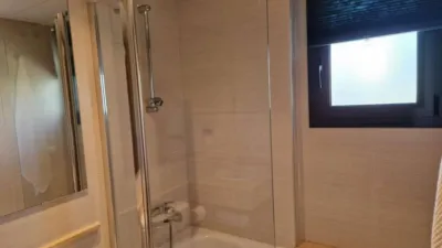 Apartment on Carrer de Joanot Martorell photo 20