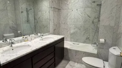Piso en alquiler en Ensanches - Zabalguneak, Ensanches - Zabalguneak (Pamplona - Iruña) de 1.500 €<span>/mes</span>