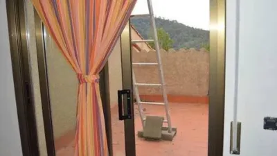 Chalet in Torrelles de Llobregat photo 18