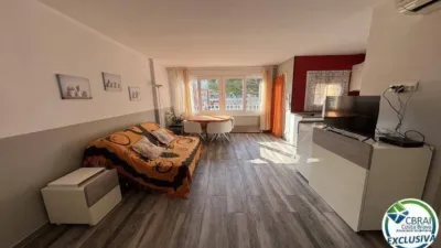 Apartment on Gran Reserva 5 Street photo 3