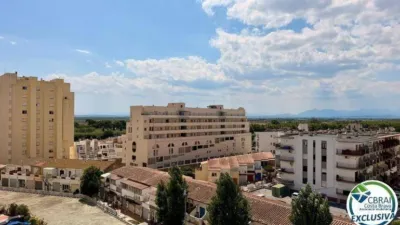 Apartment in Passatge Delta Muga photo 10