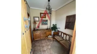 Chalet on Calle del Zurdo and Giraldez photo 2