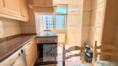 Piso en alquiler en Calle de Guillermo Estrada, Buenavista-El Cristo (Oviedo) de 1.500 €<span>/mes</span>