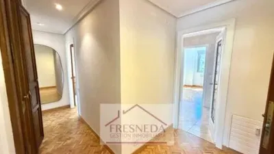 Piso en alquiler en Calle de Guillermo Estrada, Buenavista-El Cristo (Oviedo) de 1.500 €<span>/mes</span>