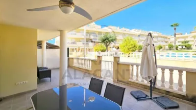 Apartment in Gran Alacant photo 2