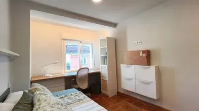 Piso en alquiler en Calle de José María Beobide, Iturrama-Azpilagaña (Pamplona - Iruña) de 1.400 €<span>/mes</span>