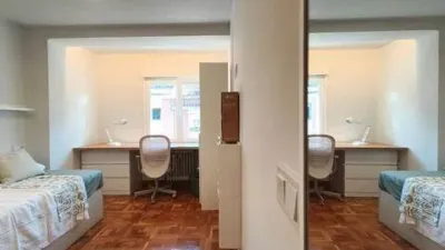 Piso en alquiler en Calle de José María Beobide, Iturrama-Azpilagaña (Pamplona - Iruña) de 1.400 €<span>/mes</span>