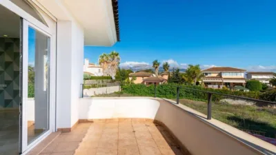 House in Urbanizations photo 30