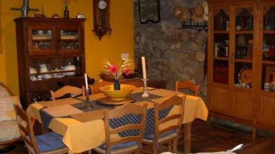 Rustic house in Villaluenga del Rosario photo 4
