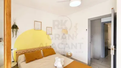 House at 8 Rio Turia Street photo 22