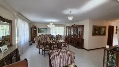 Chalet in Núcleo photo 14