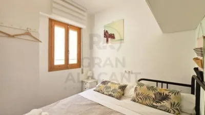House at 8 Rio Turia Street photo 17