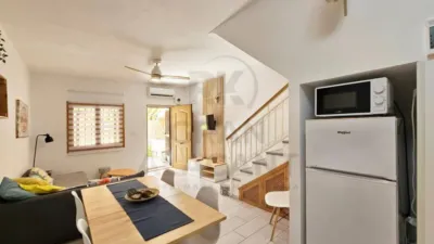 House at 8 Rio Turia Street photo 14