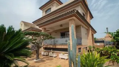 Chalet on Carrer de Tavernes de la Valldigna photo 18
