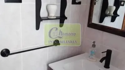 Piso – Ferrol, A Areosa, Catabois - Más