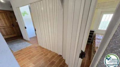 Apartment in Carrer de Salins photo 16