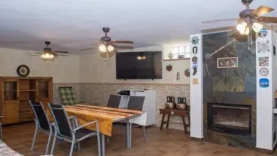 Chalet on Carrer de Tavernes de la Valldigna photo 40