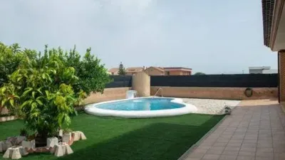 Chalet on Carrer de Tavernes de la Valldigna photo 5