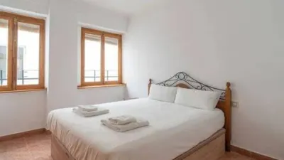 Flat on Carrer dels Catalans photo 6