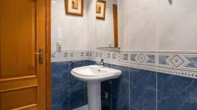 Flat on Carrer dels Catalans photo 11