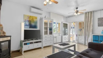 Casa – San Miguel de Salinas, Urbanización Las Filipinas - Més
