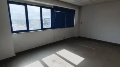 Local comercial en alquiler en Santiago de Compostela - Vista 2
