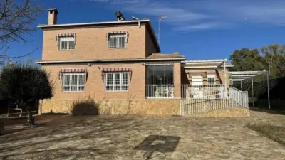 Chalet in Linares photo 40