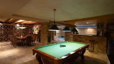 Chalet on Calle Baya Alta, 1227 photo 14