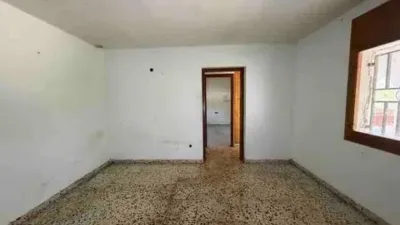 Chalet on Carrer del Ter photo 5