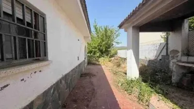 Chalet on Carrer del Ter photo 10