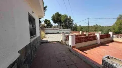 Chalet on Carrer del Ter photo 16