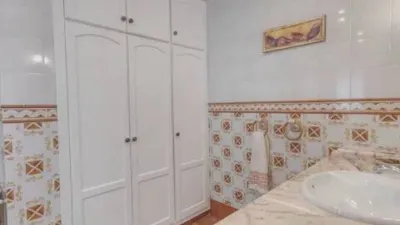 Chalet on Calle del Maestro Serrano photo 33