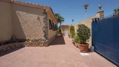 Chalet on Calle del Maestro Serrano photo 74
