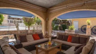 Chalet on Calle del Maestro Serrano photo 57