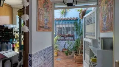 Chalet on Calle del Maestro Serrano photo 21