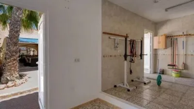 Chalet on Calle del Maestro Serrano photo 49